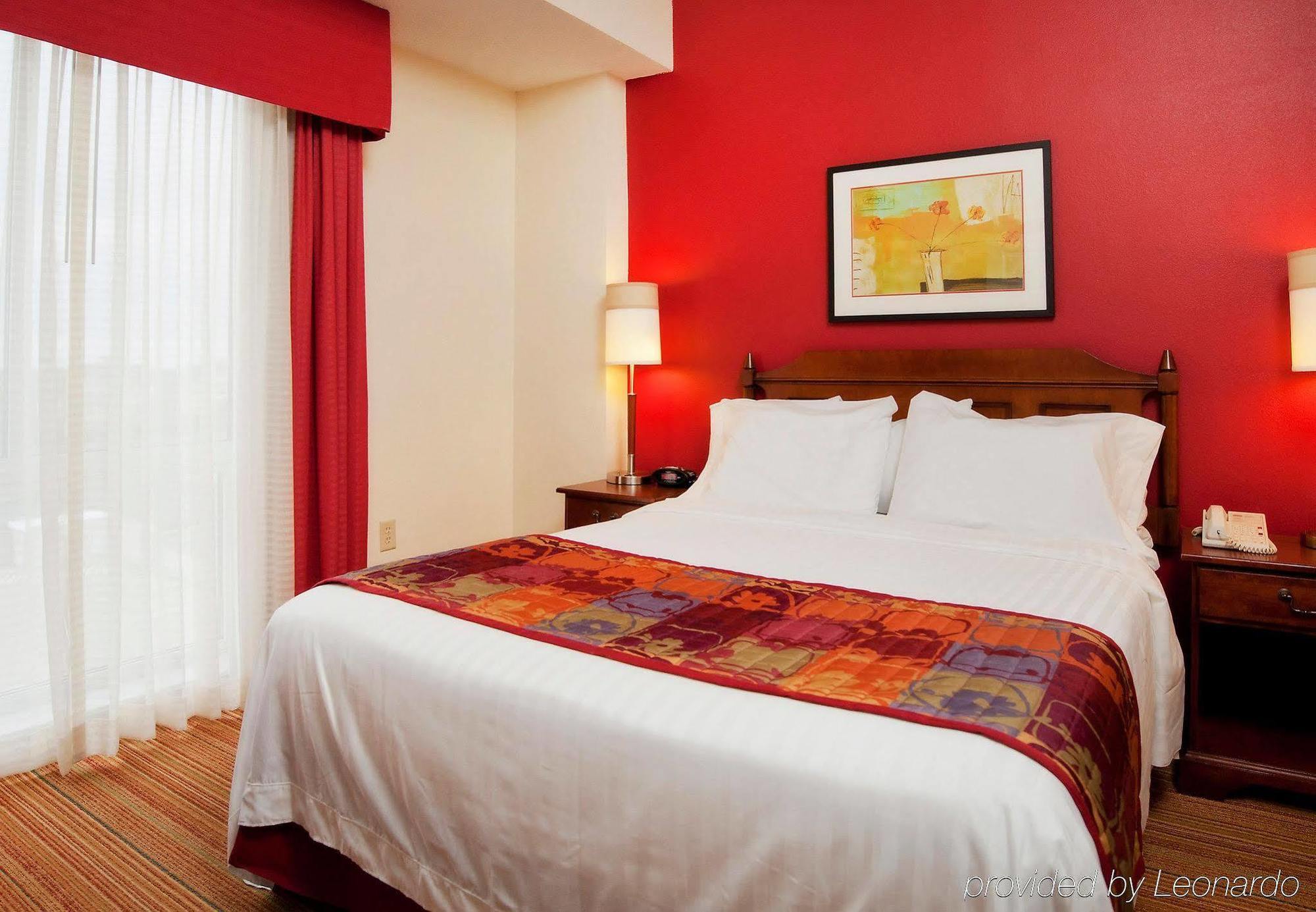Residence Inn Charlotte Uptown Rum bild