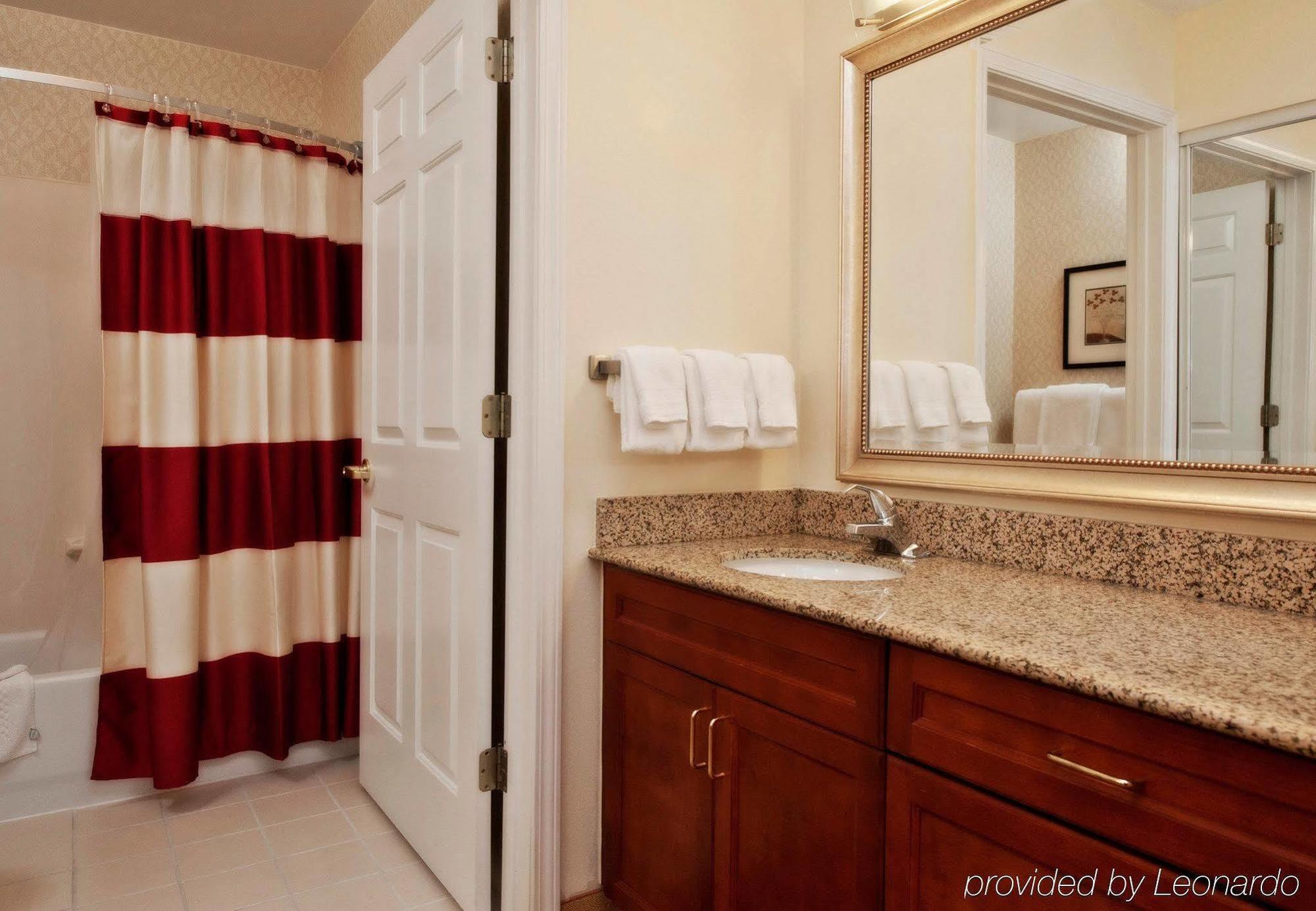 Residence Inn Charlotte Uptown Rum bild